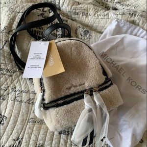 🌟Sale🌟 Michael kors Rhea shearling bag